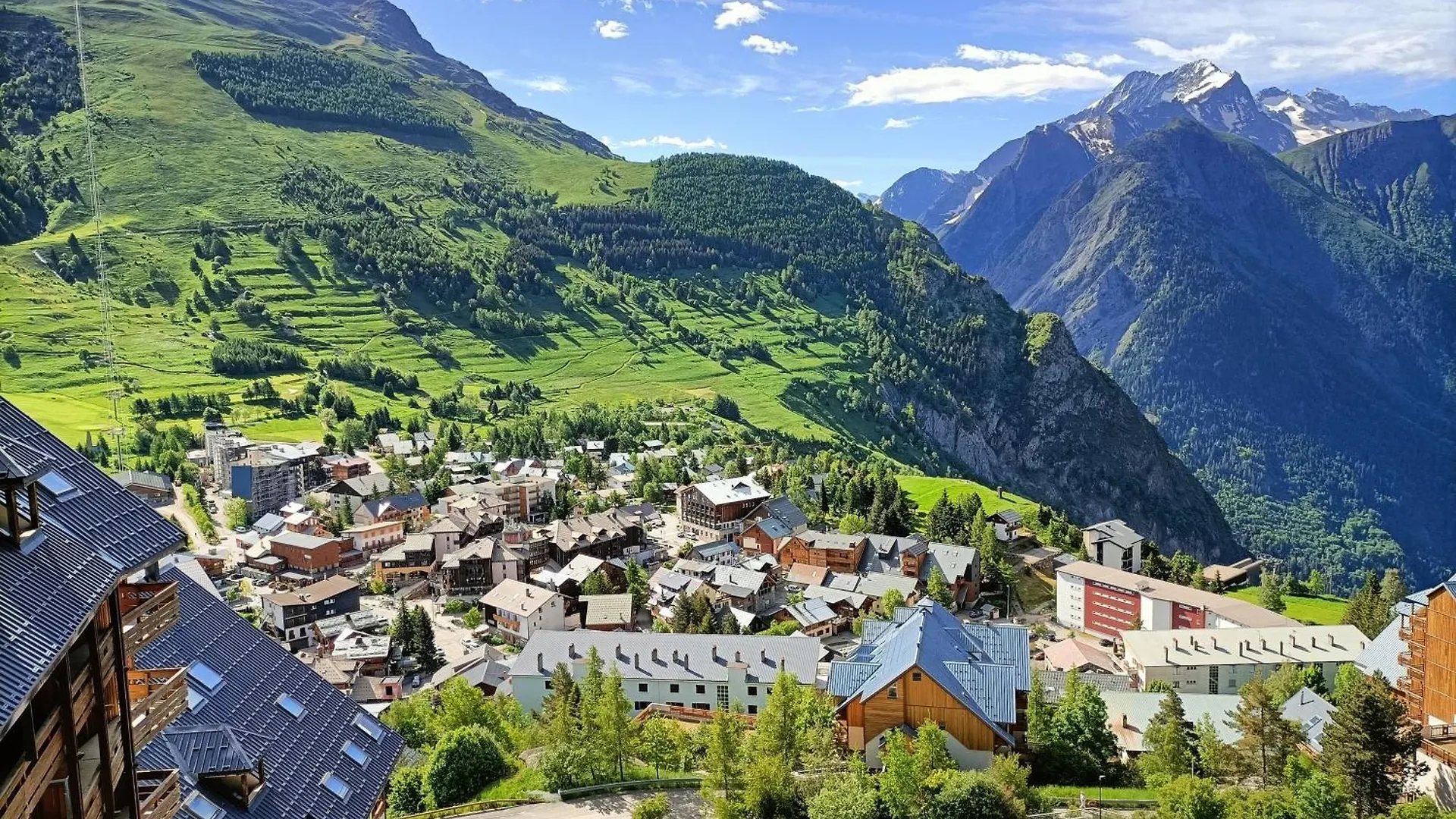 La Plus Belle Vue Des 2 Alpes ! レ・デュー・アルプ 0*,  フランス